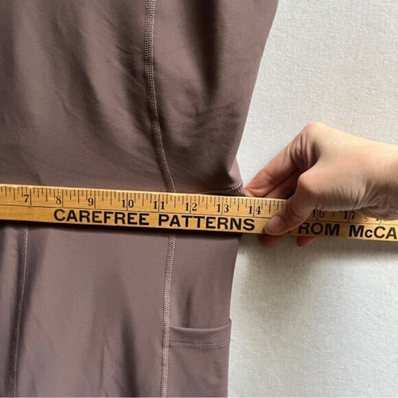 Old Navy Active cropped body jumpsuit padded sports bra Sz S - Picture 11 of 12